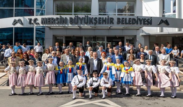 Uluslararası Mersin Çocuk Festivali farklı ülkelerden gelen çocukları buluşturdu