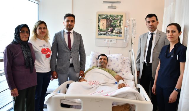 Alanya’da mikro cerrahi yöntemle doku nakli yapıldı
