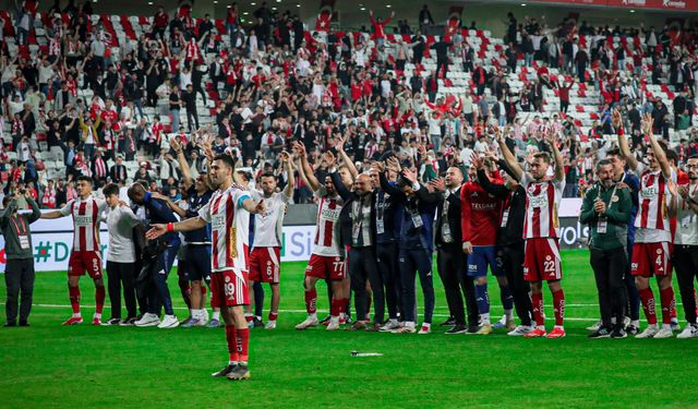 Antalya'da bir ilk... Antalya artık tam profesyonel!