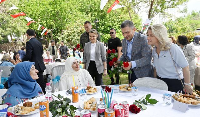 Antalya’da şehit anneleri unutulmadı