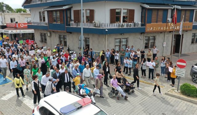 Antalya’nın o ilçesindeki engelliler hakları için sokağa döküldü