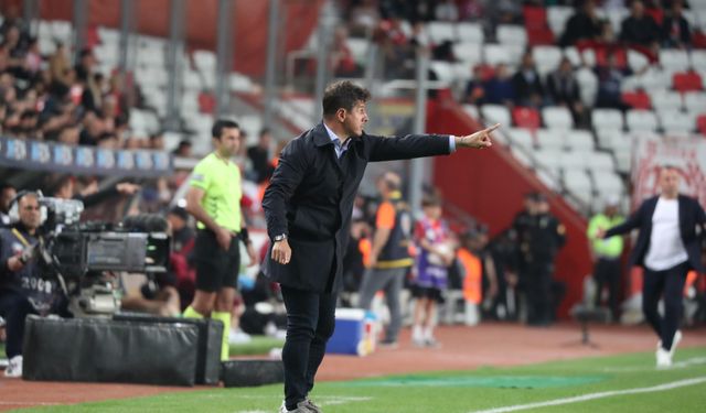 Antalyaspor Teknik Direktörü Emre Belözoğlu, 3 puanın sırrını açıkladı