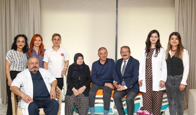 İnme Farkındalık Günü’nde hasta evinde ziyaret edildi