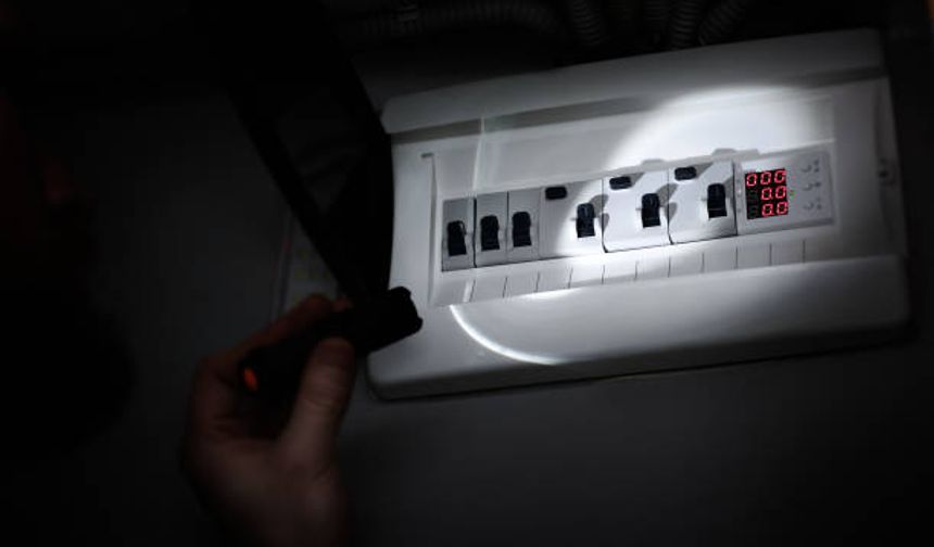 Antalya Finike'de 9  Mayıs elektrik kesintisi yaşanacak. Elektrik kesintisi olan ilçenin tam listesi