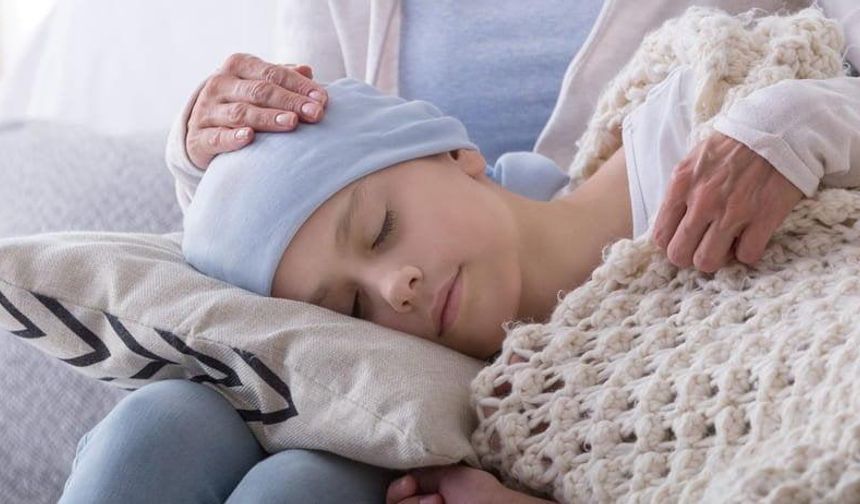 Kanser çocukta travmaya neden oluyor