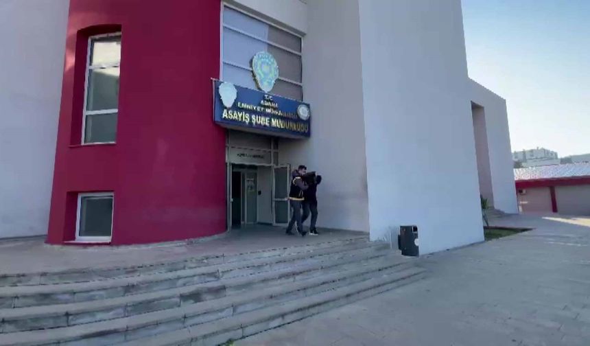 Adana'da polis hırsızı kıskıvrak yakaladı