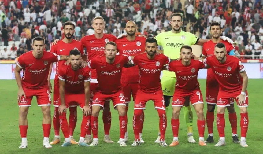 Antalyaspor'u sezon sonu devrim bekliyor... 8 oyuncu ile yollar ayrılacak