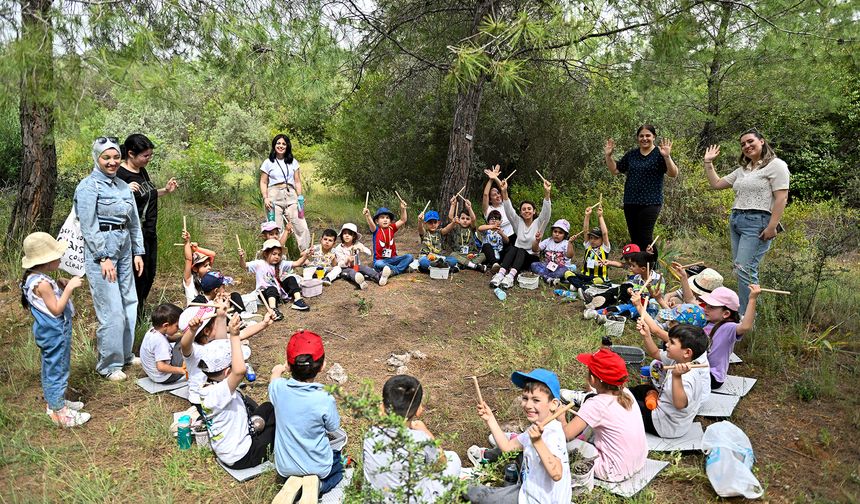 Antalya Muratpaşa’da çocuklar doğayı keşfe çıktı