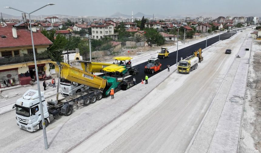 Konya’da o yollar yenilenecek.. Sıcak asfalt çalışması başladı