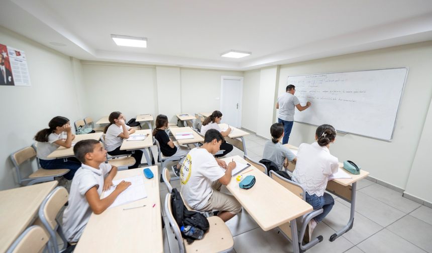 Mersin Büyükşehir Belediyesi’nin LGS kurs merkezleri yeni eğitim yılına başladı