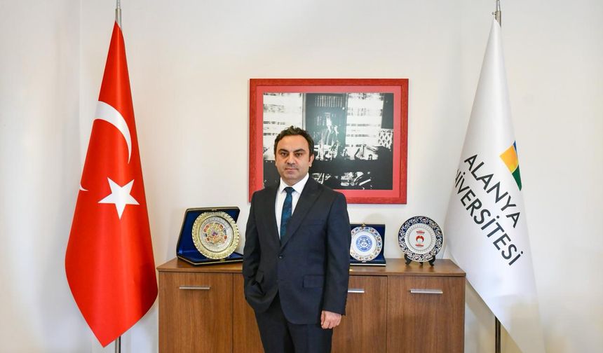 Alanya Üniversitesi Vekil Rektörü Prof. Dr. Ekinci'den Cumhuriyet Bayramı mesajı