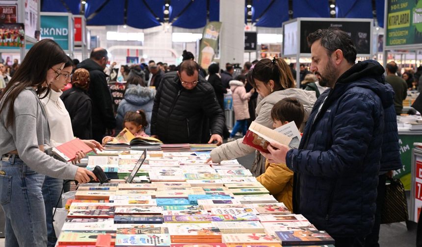 7. Isparta Kitap Fuarı’na ilgi büyük