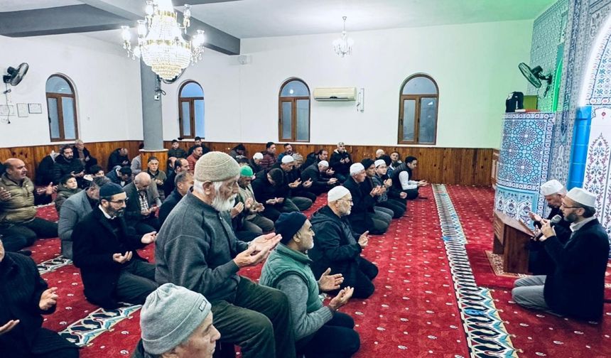 Köyceğiz Gayasarlıoğlu Camii’nde sabah namazı buluştular