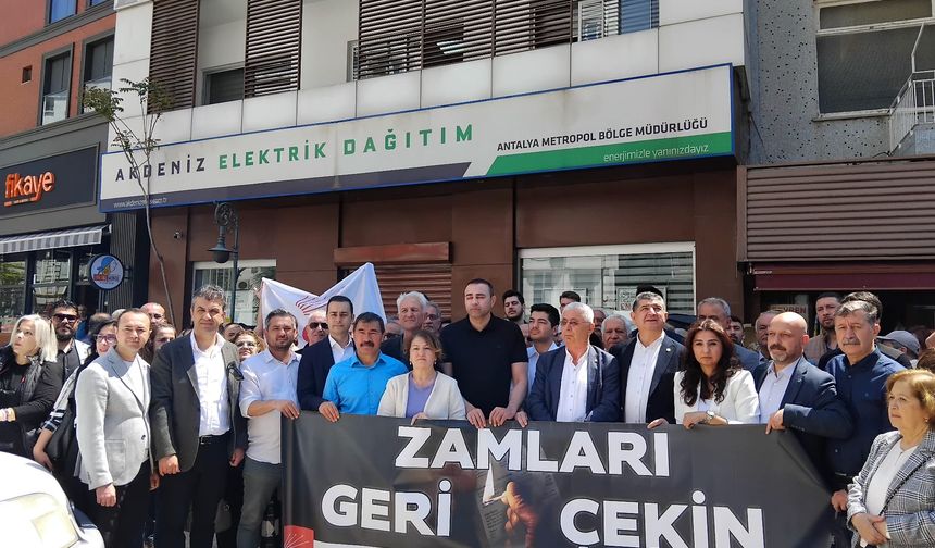 Antalya bu kez elektrik için ayağa kalktı