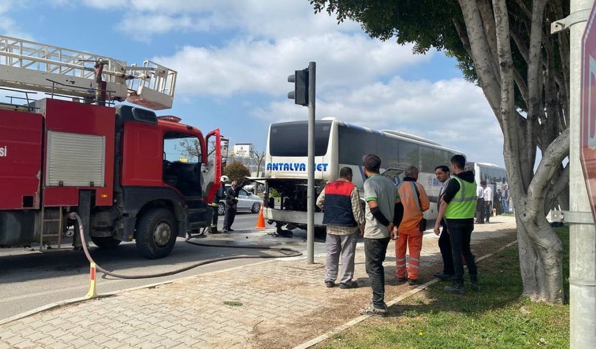 Yedek sürücünün dikkati otobüs yangınını önledi