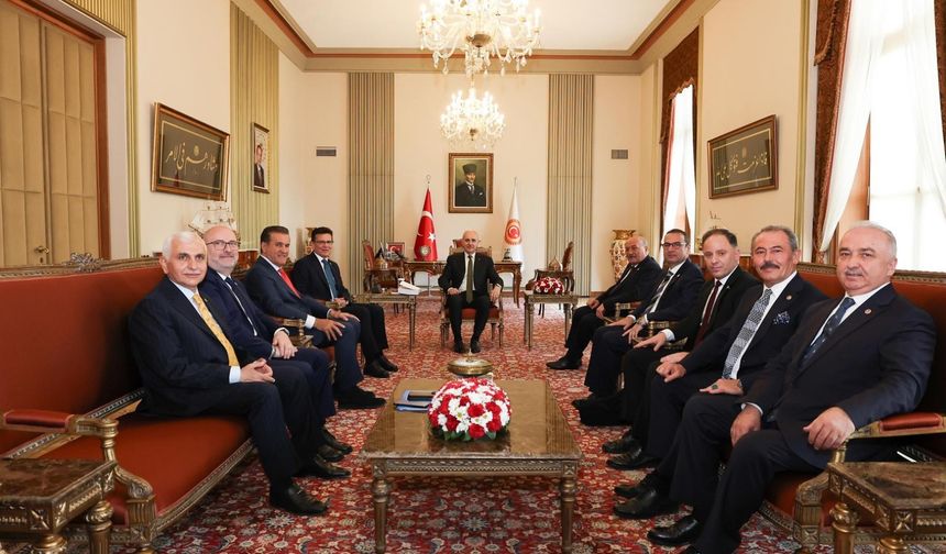 Antalya Milletvekili Atay Uslu’dan yoğun mesai