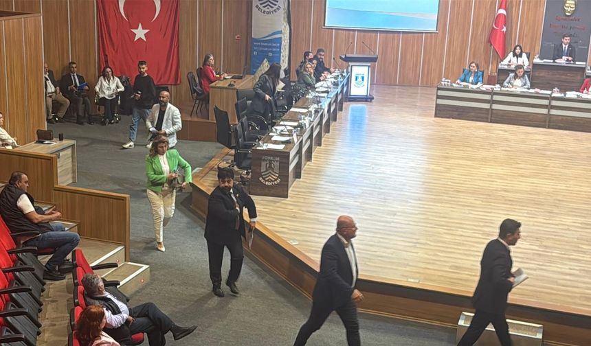 Bodrum Belediye Meclisi’nde gerginlik... Meclis üyeleri salonu terk etti